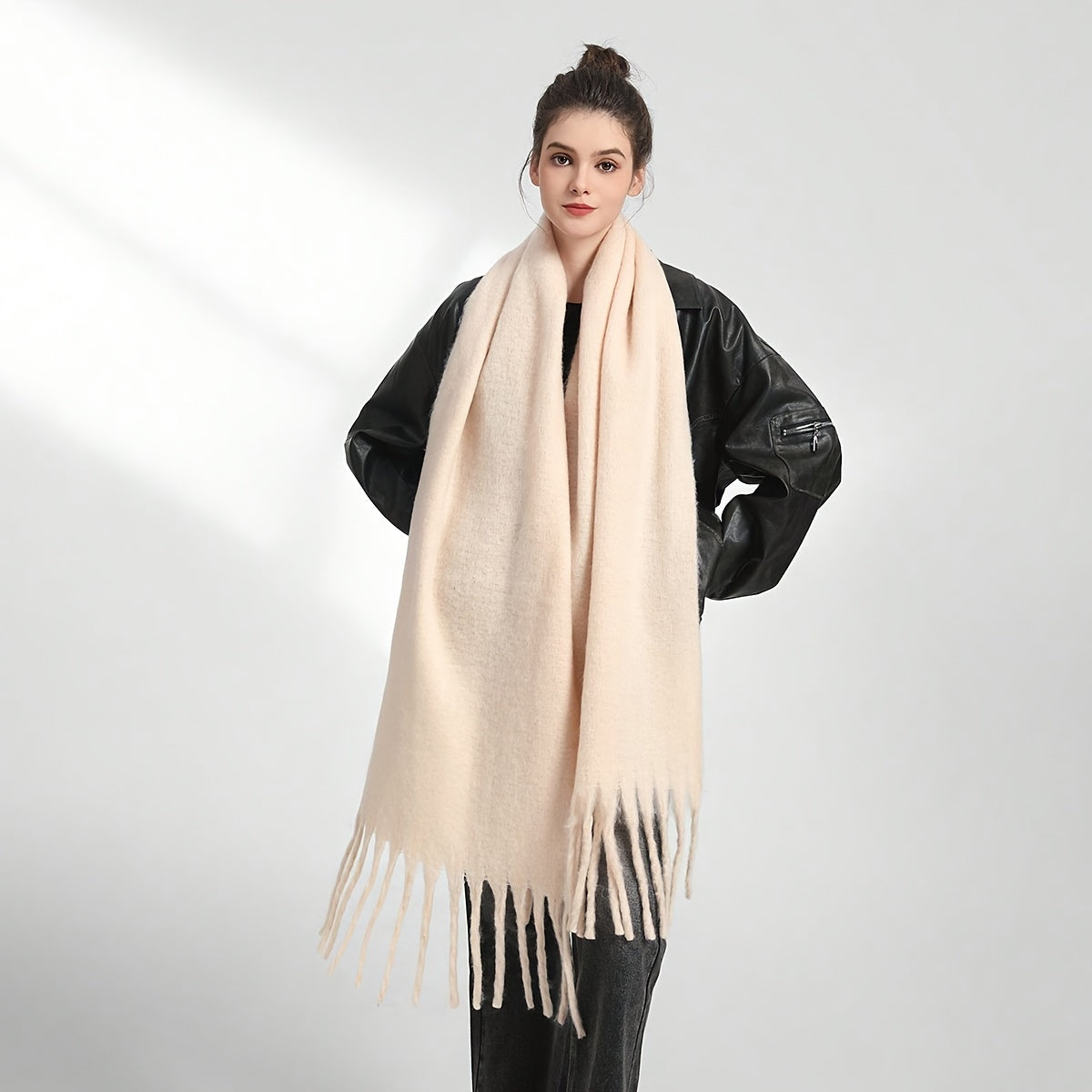 Olivia | Scarf with Fringes